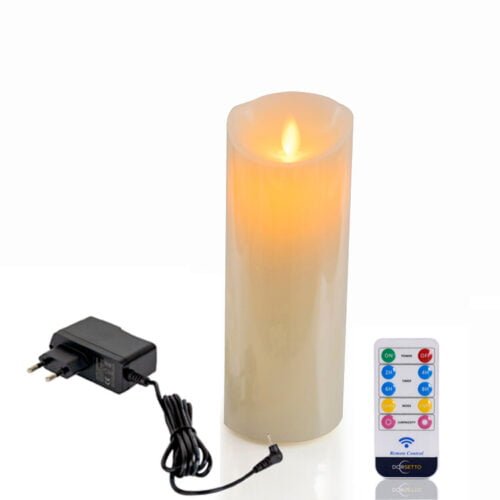 Mooie kaars met afstandsbediening en oplader.